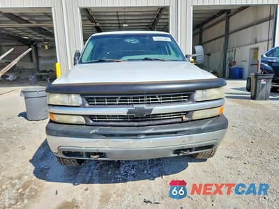 Piąte zdjęcie samochodu w środku: 2002 CHEVROLET SILVERADO K1500 HEAVY DUTY VIN:1GCGK13U12F100718 - miniatura