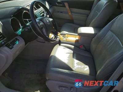 Zdjęcie 7 z 13 samochodu: 2008 TOYOTA HIGHLANDER HYBRID VIN:JTEEW41A782008854 - miniatura