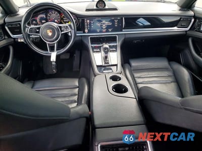 Zdjęcie 8 z 12 samochodu: 2018 PORSCHE PANAMERA 4 VIN:WP0AA2A72JL104532 - miniatura