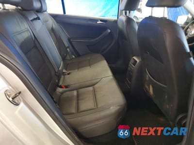 Zdjęcie 10 z 12 samochodu: 2011 VOLKSWAGEN JETTA SE VIN:3VWBX7AJ6BM387798 - miniatura