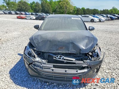 Piąte zdjęcie samochodu w środku: 2019 HYUNDAI ELANTRA SE VIN:5NPD74LF7KH486770 - miniatura