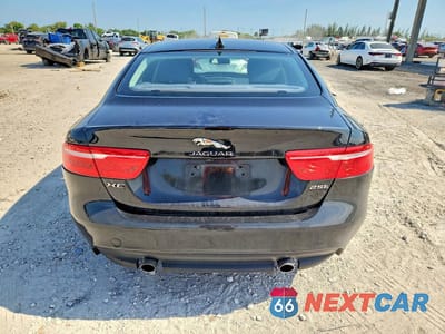 Zdjęcie 6 z 12 samochodu: 2017 JAGUAR XE PREMIUM VIN:SAJAD4BG4HA975487 - miniatura
