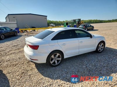 Trzecie zdjęcie samochodu z tyłu: 2017 AUDI A3 PREMIUM VIN:WAUAUGFF3H1074867 - miniatura