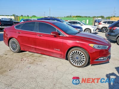 Czwarte zdjęcie samochodu z boku: 2018 FORD FUSION TITANIUM VIN:3FA6P0RU7JR140999 - miniatura