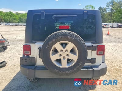 Zdjęcie 6 z 12 samochodu: 2017 JEEP WRANGLER UNLIMITED VIN:1C4BJWDG5HL755199 - miniatura