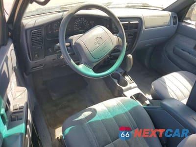 Zdjęcie 8 z 12 samochodu: 2000 TOYOTA TACOMA XTRACAB PRERUNNER VIN:5TESN92N5YZ710918 - miniatura