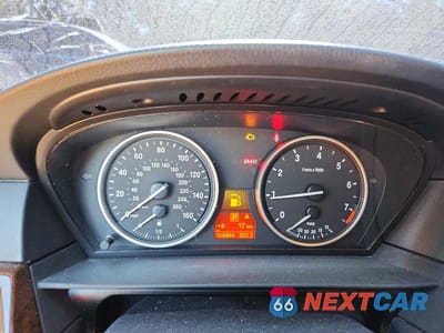 Zdjęcie 9 z 12 samochodu: 2009 BMW 528 I VIN:WBANU53559C124045 - miniatura