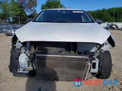 Piąte zdjęcie samochodu w środku: 2020 KIA SORENTO S VIN:5XYPGDA51LG614873 - miniatura