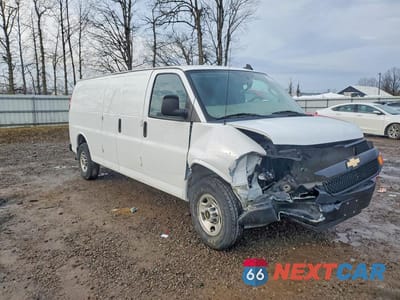 Czwarte zdjęcie samochodu z boku: 2022 CHEVROLET EXPRESS G2500 VIN:1GCWGBFP8N1234538 - miniatura