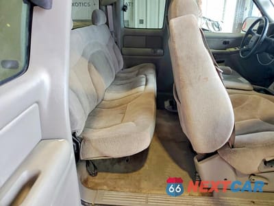 Zdjęcie 10 z 12 samochodu: 2000 GMC NEW SIERRA C1500 VIN:2GTEC19T8Y1124159 - miniatura