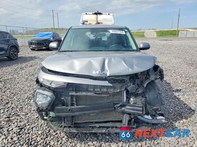 Piąte zdjęcie samochodu w środku: 2022 KIA SOUL LX VIN:KNDJ23AU9N7833490 - miniatura