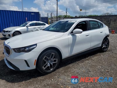 2026 BMW 530 I WBA43FJ06TCW26775 - główne zdjęcie licytacji z USA - miniatura