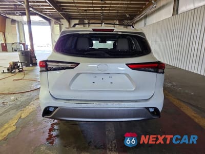 Zdjęcie 6 z 13 samochodu: 2022 TOYOTA HIGHLANDER PLATINUM VIN:5TDFZRBH0NS200808 - miniatura
