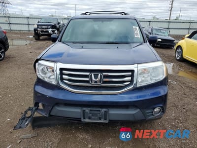 Piąte zdjęcie samochodu w środku: 2014 HONDA PILOT EXL VIN:5FNYF4H56EB052041 - miniatura
