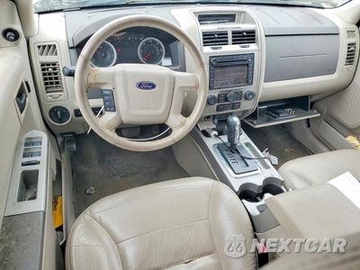 Zdjęcie 8 z 13 samochodu: 2008 FORD ESCAPE HEV VIN:1FMCU49H78KA61665 - miniatura