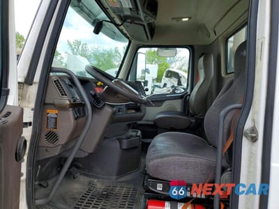 Zdjęcie 7 z 12 samochodu: 2018 VOLVO VN VNL VIN:4V4N39TG6JN892760 - miniatura