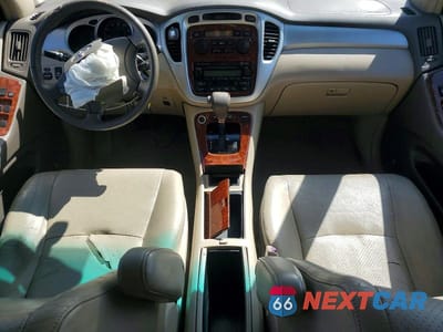 Zdjęcie 8 z 13 samochodu: 2006 TOYOTA HIGHLANDER LIMITED VIN:JTEDP21A460115432 - miniatura