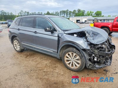 Czwarte zdjęcie samochodu z boku: 2018 VOLKSWAGEN TIGUAN SE VIN:3VV3B7AXXJM070374 - miniatura