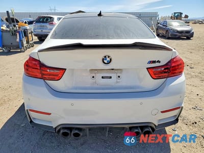 Zdjęcie 6 z 12 samochodu: 2015 BMW M4 VIN:WBS3R9C5XFK335531 - miniatura