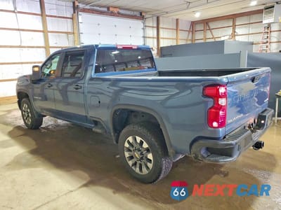 Drugie zdjęcie samochodu z przodu: 2026 CHEVROLET SILVERADO K2500 CUSTOM VIN:2GC4KME7XT1131860 - miniatura