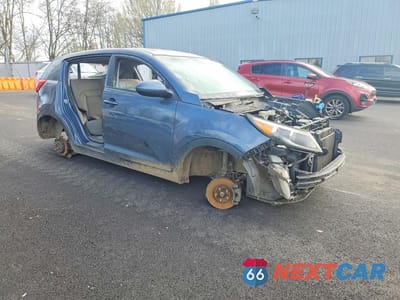 Czwarte zdjęcie samochodu z boku: 2016 KIA SPORTAGE LX VIN:KNDPB3AC0G7818820 - miniatura
