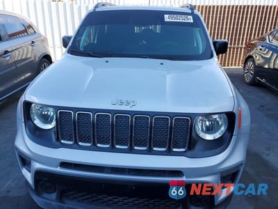 Piąte zdjęcie samochodu w środku: 2020 JEEP RENEGADE SPORT VIN:ZACNJAA14LPL22782 - miniatura