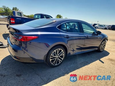 Trzecie zdjęcie samochodu z tyłu: 2026 TOYOTA CAMRY XLE VIN:4T1DBADK4TU554762 - miniatura