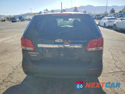 Zdjęcie 6 z 12 samochodu: 2013 KIA SORENTO LX VIN:5XYKT3A65DG363835 - miniatura