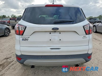 Zdjęcie 6 z 12 samochodu: 2017 FORD ESCAPE SE VIN:1FMCU0GD0HUA60869 - miniatura