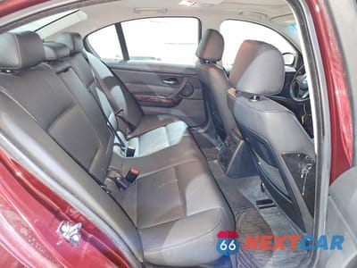Zdjęcie 10 z 13 samochodu: 2007 BMW 335 XI VIN:WBAVD535X7A008901 - miniatura