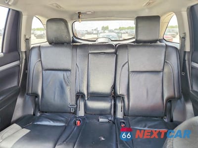 Zdjęcie 10 z 13 samochodu: 2019 TOYOTA HIGHLANDER LE VIN:5TDZZRFH0KS359167 - miniatura