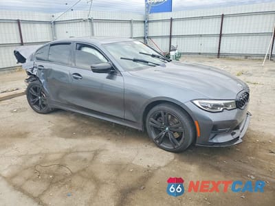 Czwarte zdjęcie samochodu z boku: 2019 BMW 330I VIN:WBA5R1C53KAK12670 - miniatura