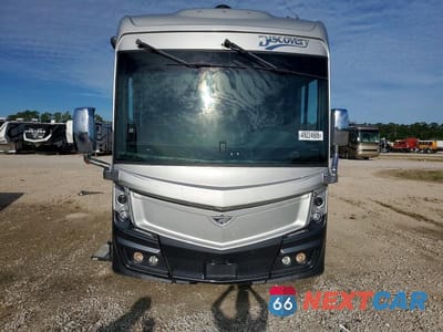 Zdjęcie 7 z 10 samochodu: 2022 FREIGHTLINER CHASSIS XC RV VIN:4UZACGFC3NCNS7232 - miniatura