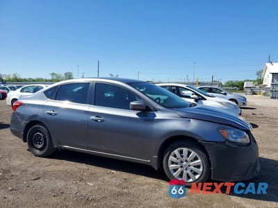 Czwarte zdjęcie samochodu z boku: 2019 NISSAN SENTRA S VIN:3N1AB7AP8KY346652 - miniatura