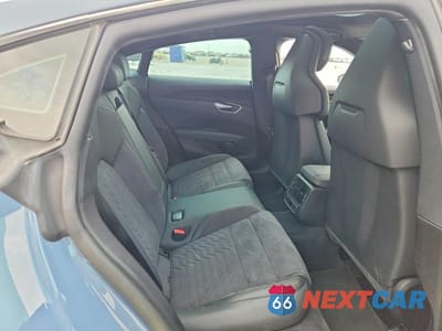 Zdjęcie 10 z 13 samochodu: 2023 AUDI E-TRON GT PREMIUM PLUS VIN:WAUFJBFW8P7004987 - miniatura