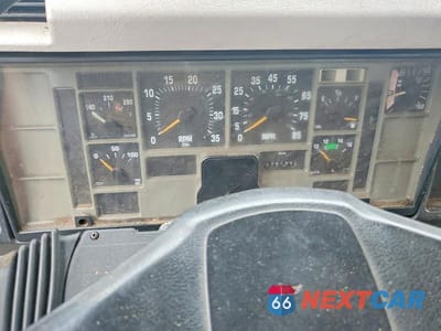 Zdjęcie 8 z 10 samochodu: 2001 INTERNATIONAL 4000 4700 VIN:1HTSCAAN11H330512 - miniatura