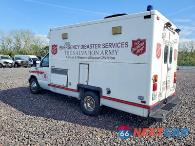 Drugie zdjęcie samochodu z przodu: 1993 FORD E350 AMBULANCE VIN:1FDKE37H7PHA02097 - miniatura