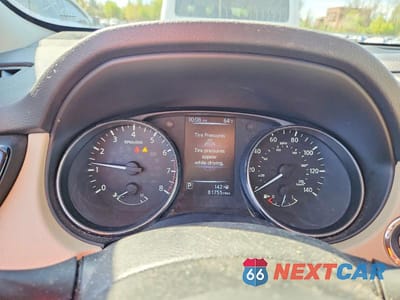 Zdjęcie 9 z 13 samochodu: 2017 NISSAN ROGUE SV VIN:KNMAT2MV8HP512167 - miniatura