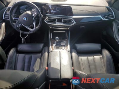 Zdjęcie 8 z 12 samochodu: 2021 BMW X5 XDRIVE45E VIN:5UXTA6C09M9H21803 - miniatura
