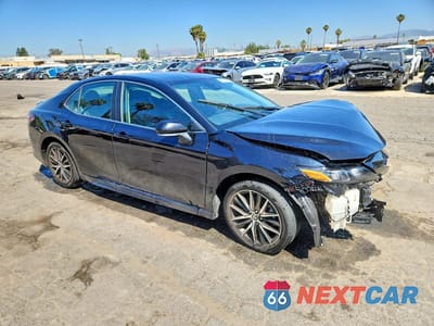Czwarte zdjęcie samochodu z boku: 2023 TOYOTA CAMRY SE VIN:4T1G11AK7PU814680 - miniatura