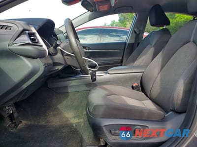 Zdjęcie 7 z 11 samochodu: 2023 TOYOTA CAMRY HYBRID LE VIN:4T1C31AK3PU606921 - miniatura