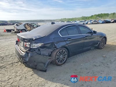 Trzecie zdjęcie samochodu z tyłu: 2017 BMW 530 XI VIN:WBAJA7C31HWA70695 - miniatura