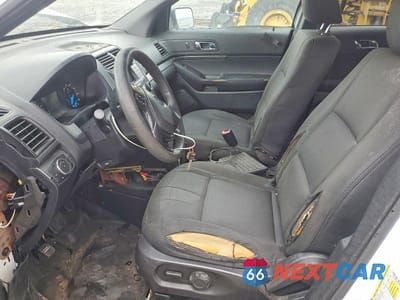 Zdjęcie 7 z 13 samochodu: 2016 FORD EXPLORER POLICE INTERCEPTOR VIN:1FM5K8AR8GGA78101 - miniatura