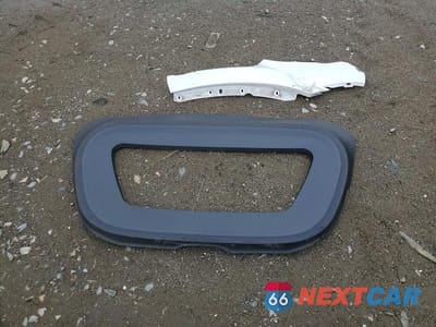 Zdjęcie 12 z 13 samochodu: 2023 TESLA MODEL Y VIN:7SAYGDEE9PA061482 - miniatura