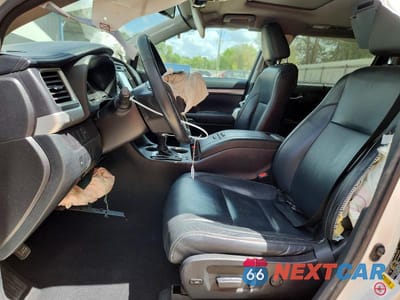Zdjęcie 7 z 14 samochodu: 2016 TOYOTA HIGHLANDER XLE VIN:5TDKKRFH8GS145556 - miniatura
