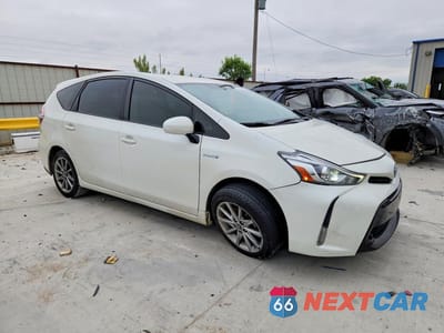 Czwarte zdjęcie samochodu z boku: 2016 TOYOTA PRIUS V FIVE VIN:JTDZN3EUXGJ043920 - miniatura