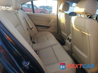 Zdjęcie 10 z 12 samochodu: 2010 BMW 335 XI VIN:WBAPL3C54AA407875 - miniatura