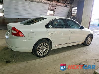 Trzecie zdjęcie samochodu z tyłu: 2012 VOLVO S80 3.2 VIN:YV1940AS1C1158500 - miniatura