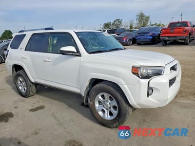 Czwarte zdjęcie samochodu z boku: 2019 TOYOTA 4RUNNER SR5 VIN:JTEZU5JR2K5202118 - miniatura