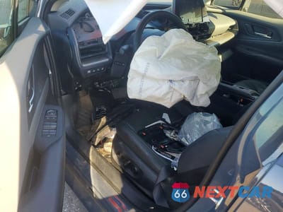 Zdjęcie 8 z 12 samochodu: 2024 TOYOTA PRIUS XLE VIN:JTDADABU3R3019393 - miniatura